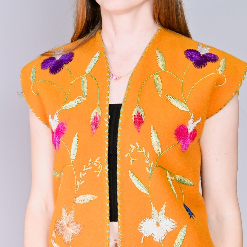VINTAGE Embroidered Floral Pumpkin Color Felt Vest - Picture 2 of 12